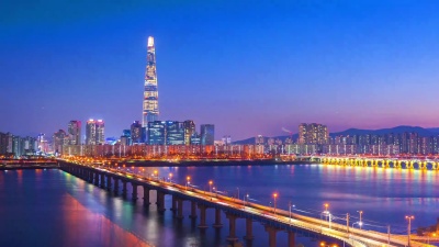 韩国汉城和乐天塔。延时