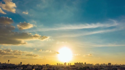 白昼到黑夜，时光流逝的云，天空的风景。