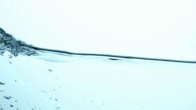 水