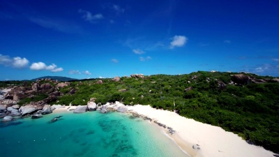 BVI，Virgin Gorda，Devil‘s Bay的航空视频