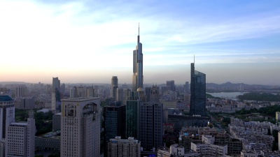 南京紫峰大厦天际线，日落