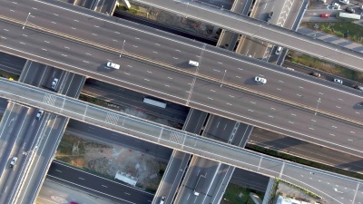 空中 公路交通