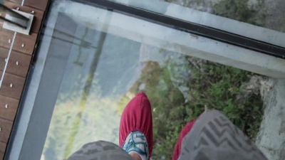 天门山T玻璃天空漫步