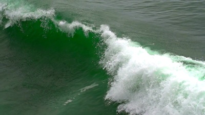 海浪慢速运动