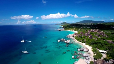 浴室的航空视频，维尔京戈达，BVI