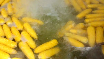 玉米煮沸