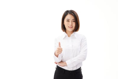 人物系列做点赞手势的职业女性