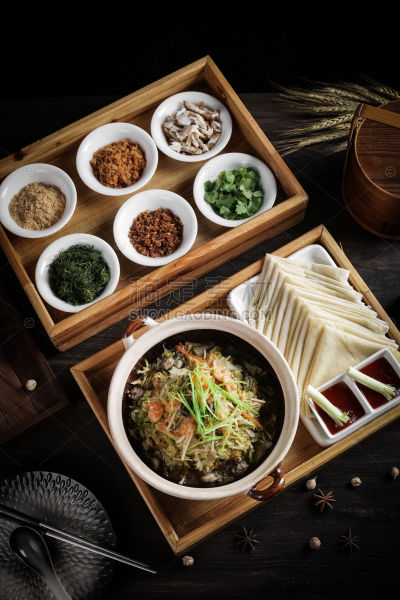 美食系列写实中国特色风味小吃春卷