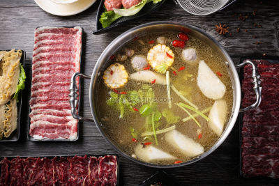 美食系列实景中国美食火锅清汤汤底