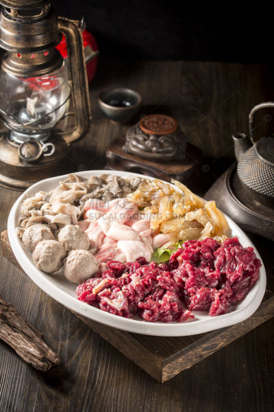 美食系列写实火锅食材牛肉拼盘