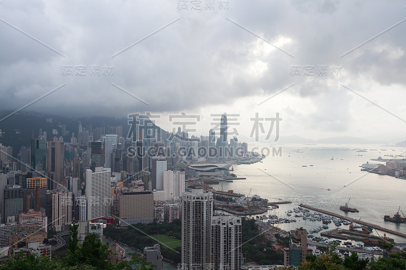 鸟瞰维多利亚港城市天际线