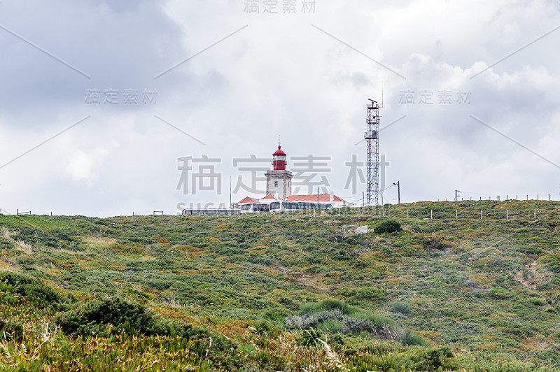 欧洲大陆(欧亚大陆)最西端的卡波达罗卡的悬崖和岩石