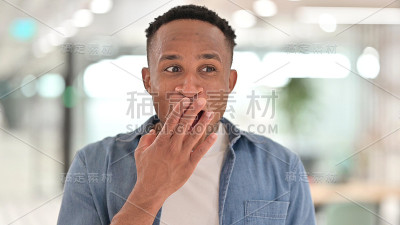 一幅令人震惊的非洲人的肖像