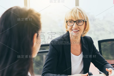商人的会议