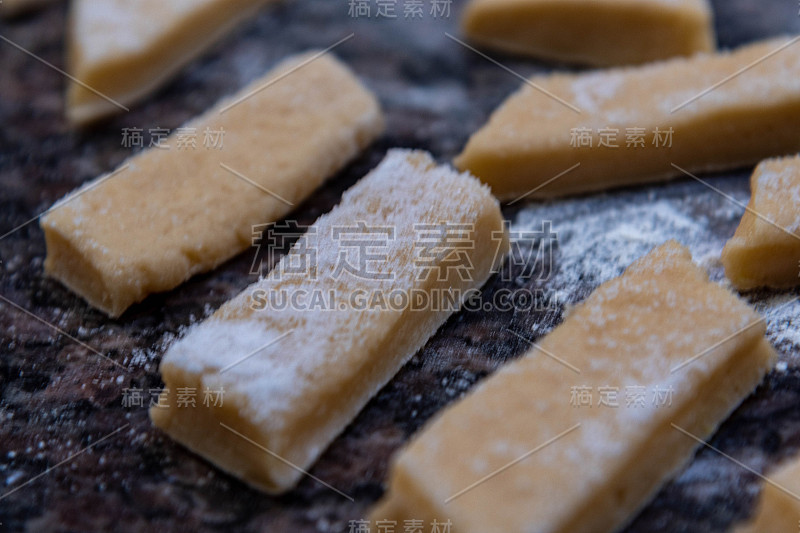 自制面粉饼干。含糖饼干