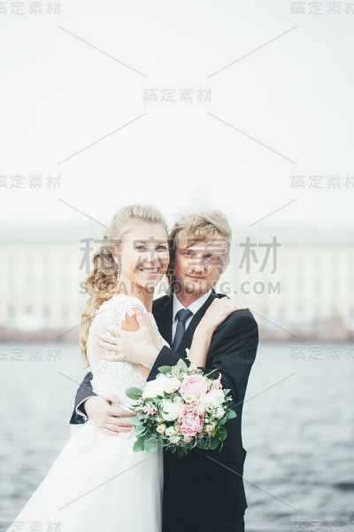 婚礼上的一对新郎和新娘