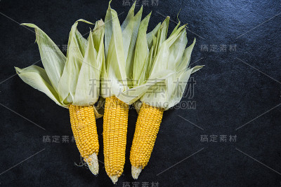 整个玉米棒