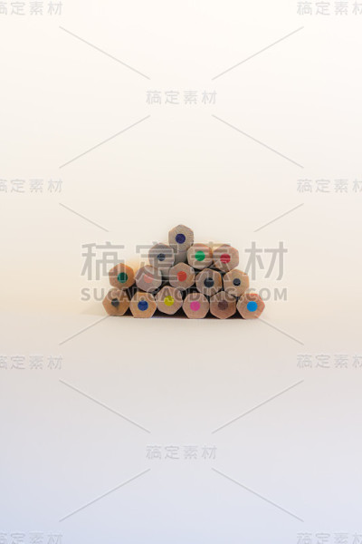 彩色铅笔