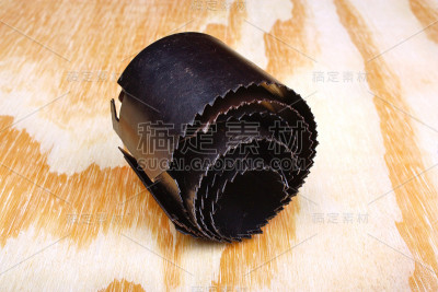 孔锯