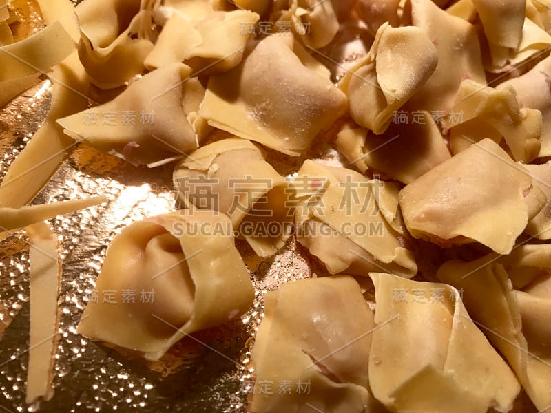 Tagliatelle end tortellini 2号