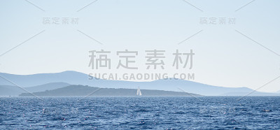 风景与帆船