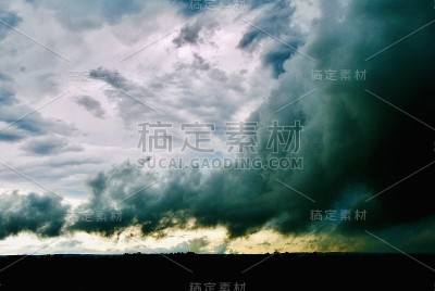 雷电云