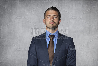 这一优势的严重性
