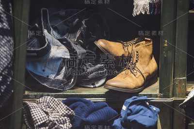 米兰的一家商店里卖男装