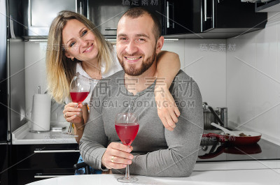 夫妇在爱