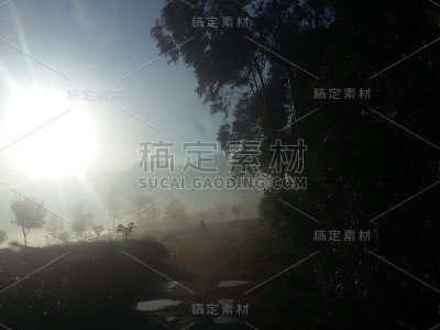 纳穆努库拉山景村。