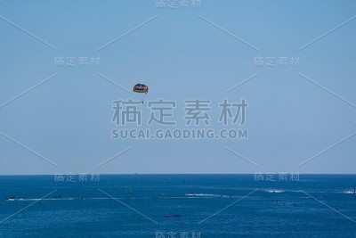 海上的热气球