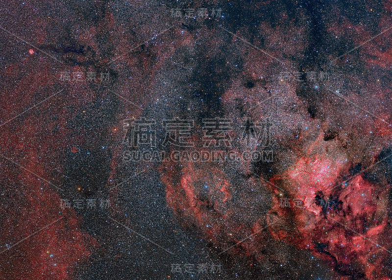 天鹅座的星云