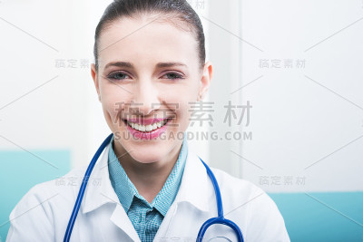 医生微笑
