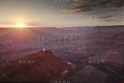 峡谷的日落