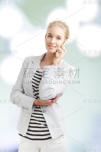 有手机的女商人