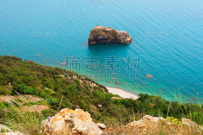 以圣乔治命名的岩石