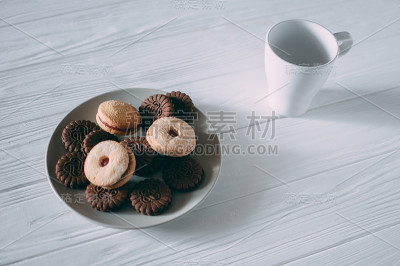 近距离拍摄的巧克力片饼干