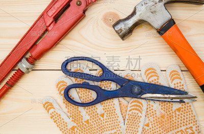 一套修理用的工具