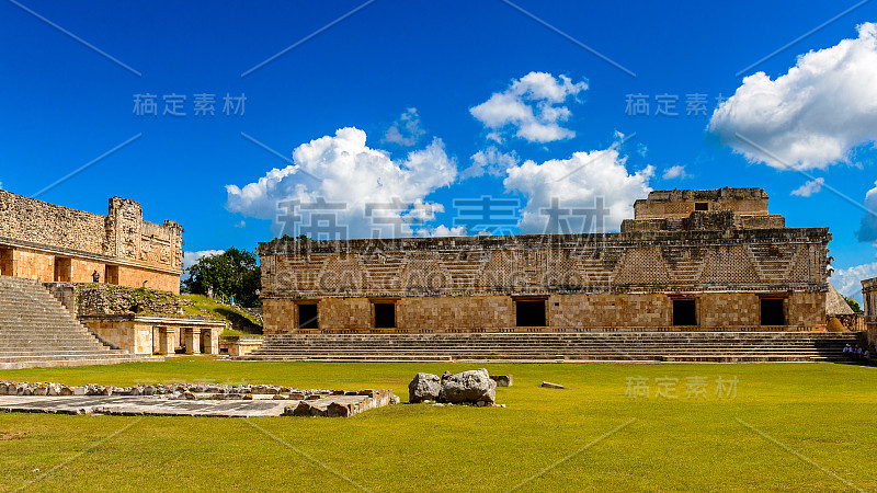 乌克斯马尔尼姑的建筑，一个古典时期的古玛雅城市。玛雅文化最重要的考古遗址之一。联合国教科文组织世界遗