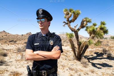 警察