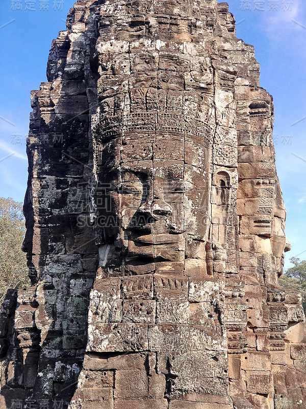 柬埔寨吴哥窟巴戎寺的雕像。古代高棉建筑。