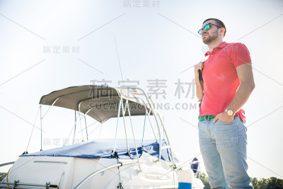 游艇俱乐部
