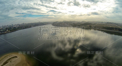 河滨河