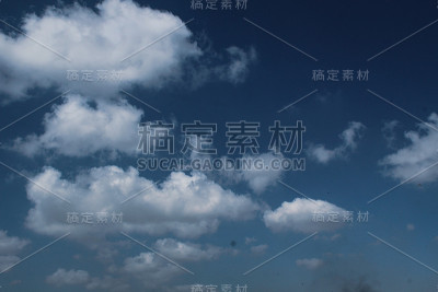 天空