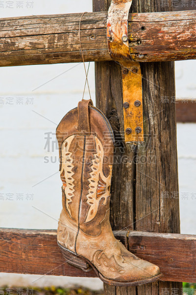 牛仔靴