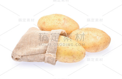 马铃薯孤立在白色背景