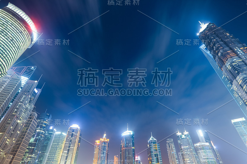 夜晚的上海天际线