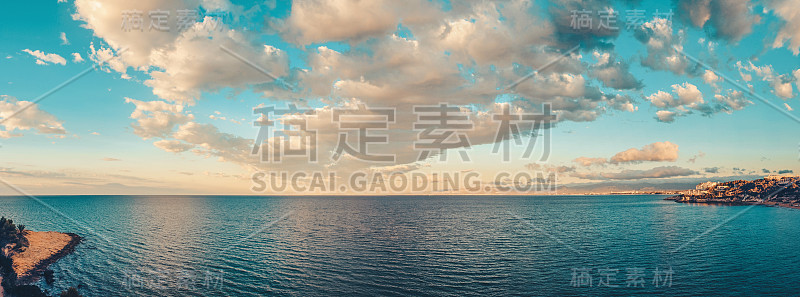 清晨，沙楼湾的美丽景色。西班牙夏季旅游胜地。加泰罗尼亚的美丽