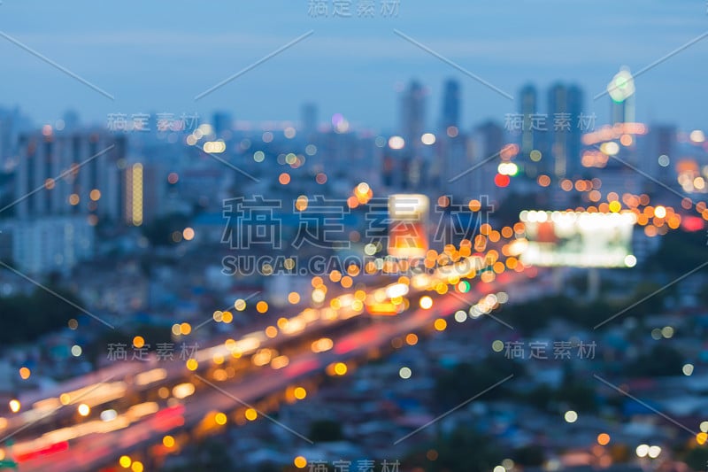 鸟瞰图城市道路模糊散景夜景