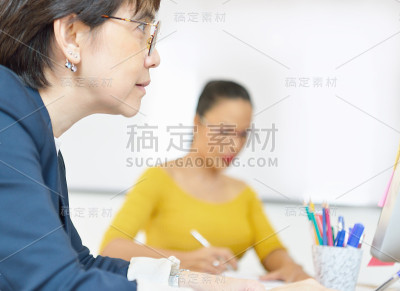 业务